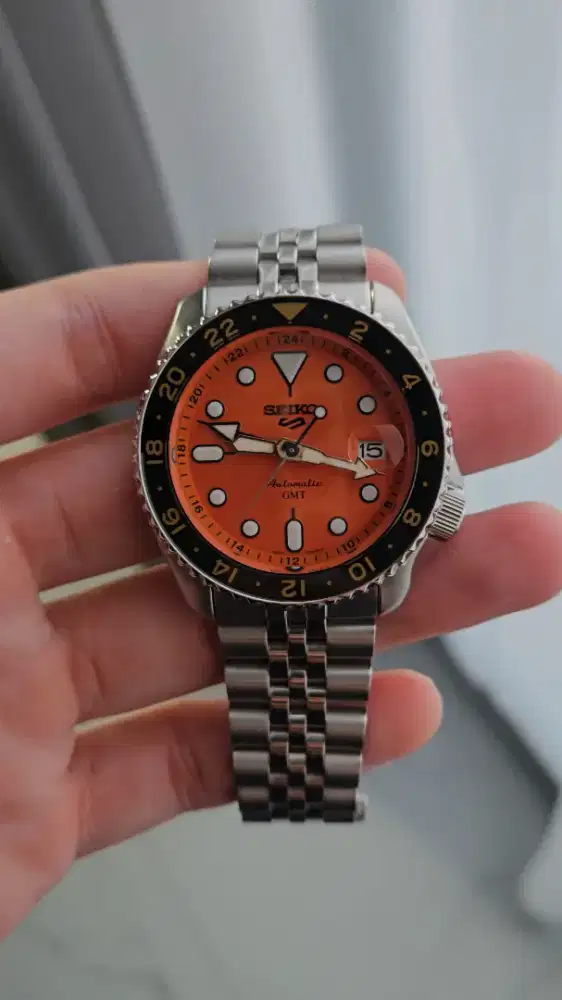 Seiko 5 GMT SSK005K1