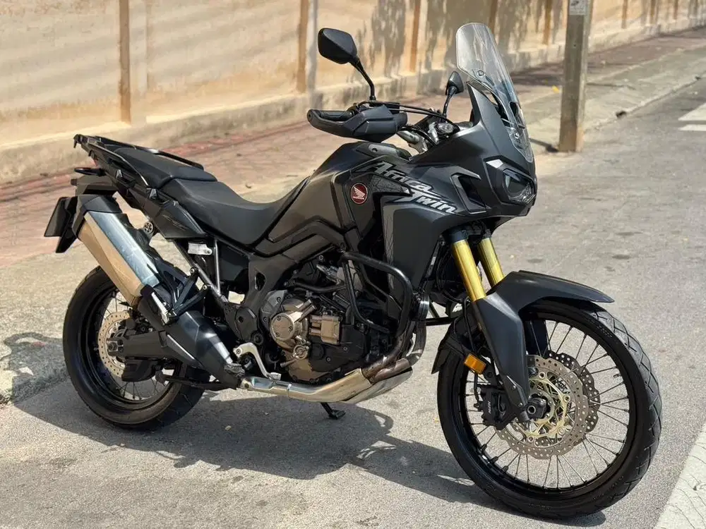 Honda africa twin 1000 DCT