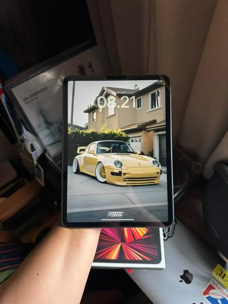 ipad pro gen 3 M1 128gb wifi  + celluler ibox