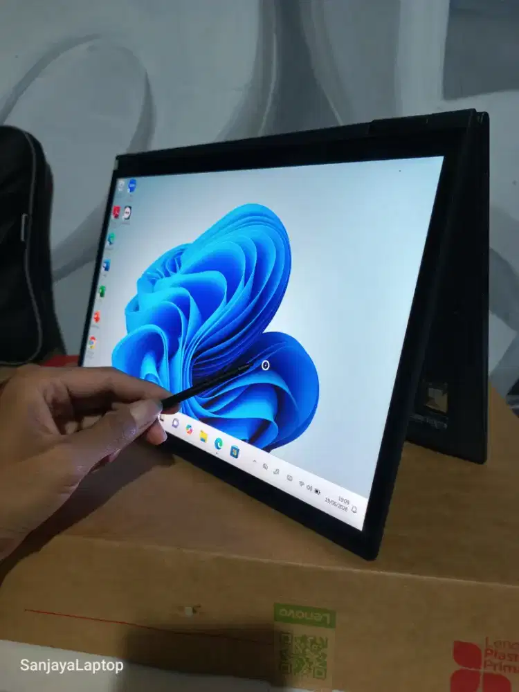 Lenovo Thinkpad X13 Gen 2 Yoga 11th Intel iris 16/512Gb touchscreen