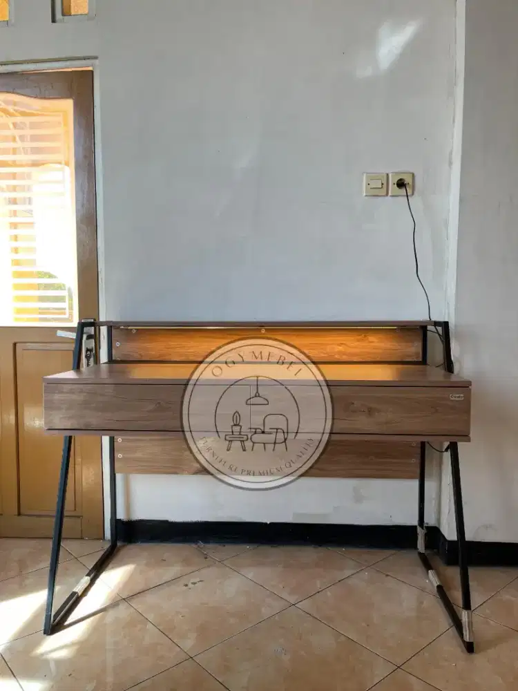 READY MEJA BELAJAR/MEJA BELAJAR/MEJA GAMING