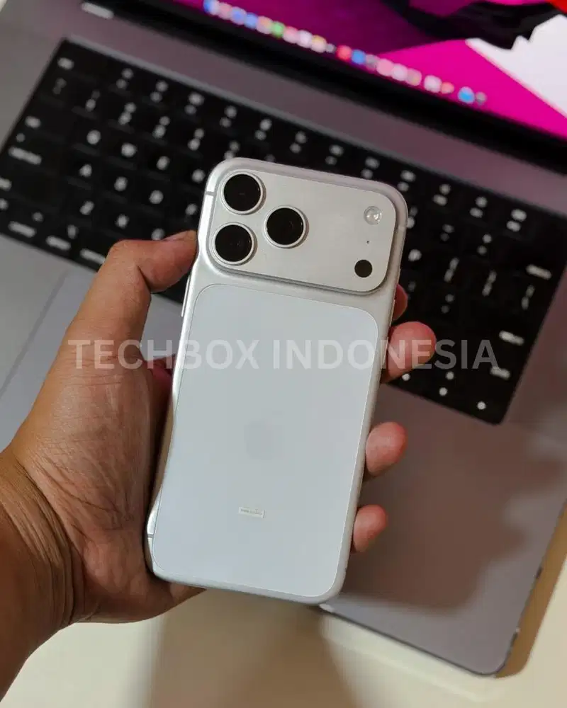iPhone 17 Pro Max 256 Silver Like New Garansi Resmi Panjang