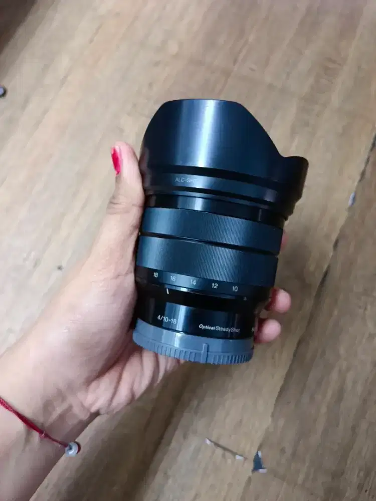 LENSA SONY 10 18MM F4 OSS