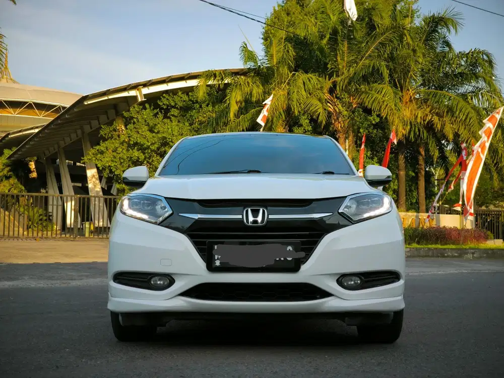 Honda HR-V 1.8 prestige AT 2016 Km rendah