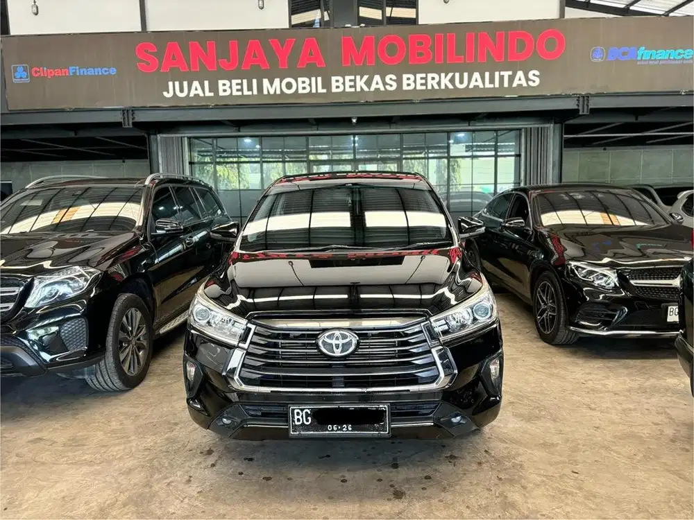 Innova Reborn V 2.4 A/T 2021/2022,Km 50rb