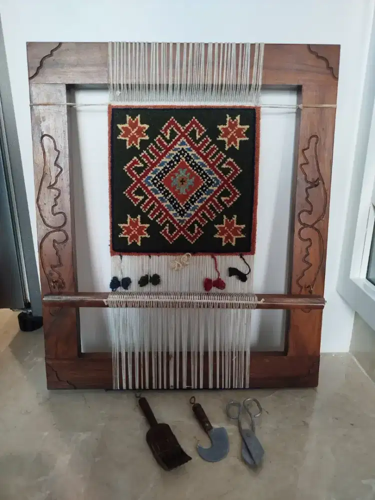 PRELOVED Alat Tenun Permadani KWAIT / Karpet Tradisional Miniatur