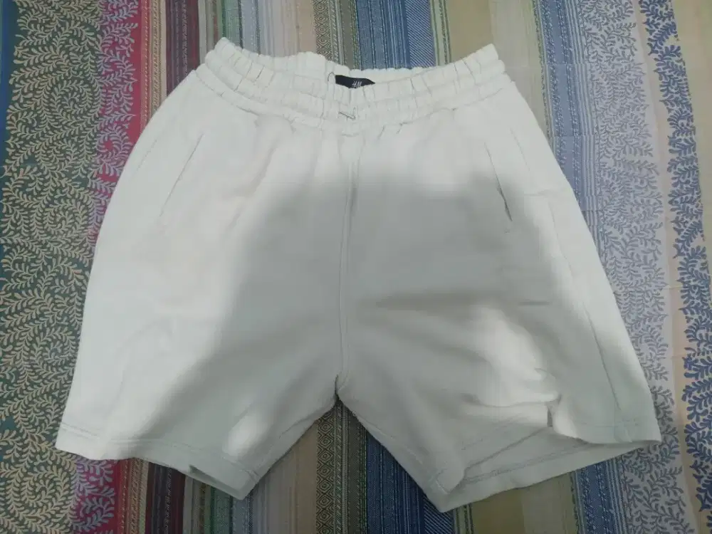 Dijual celana reguler fit