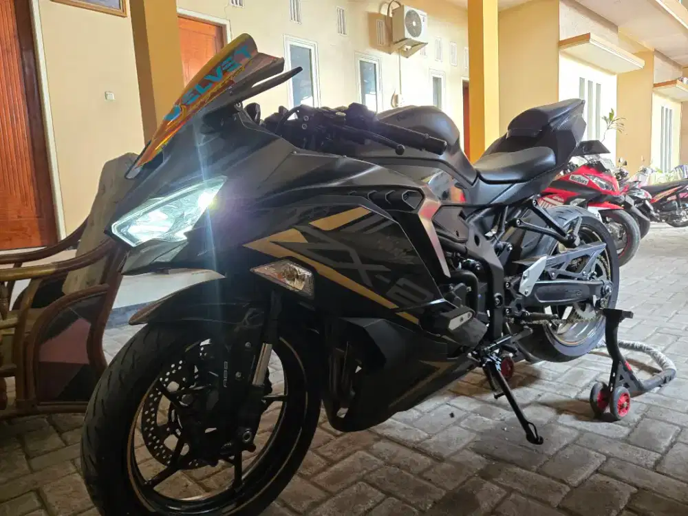 ZX25R ABS QS 2022
