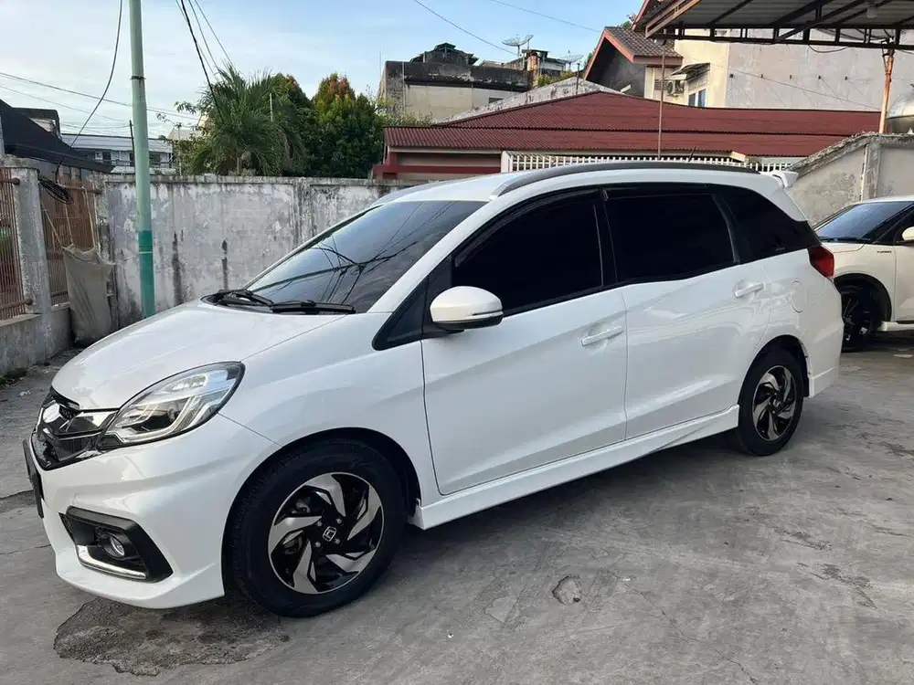 Mobilio RS CVT 2016 facelift dasboard