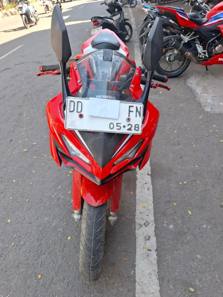 Honda CBR 150cc 2023 merah