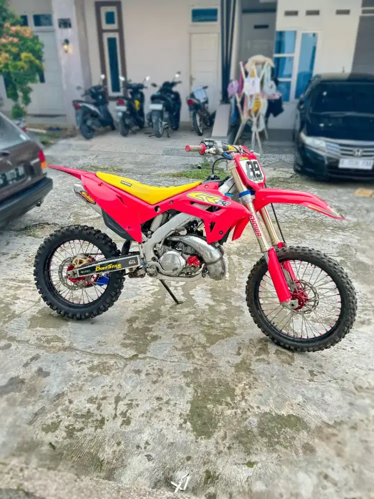 HONDA CR 250 2TAK