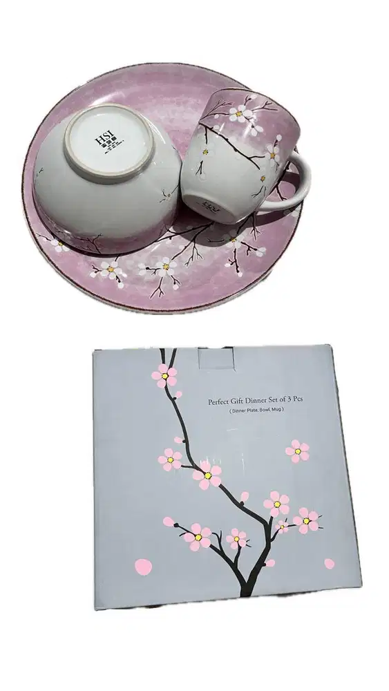 Set Alat Makan Pink Bunga-bunga