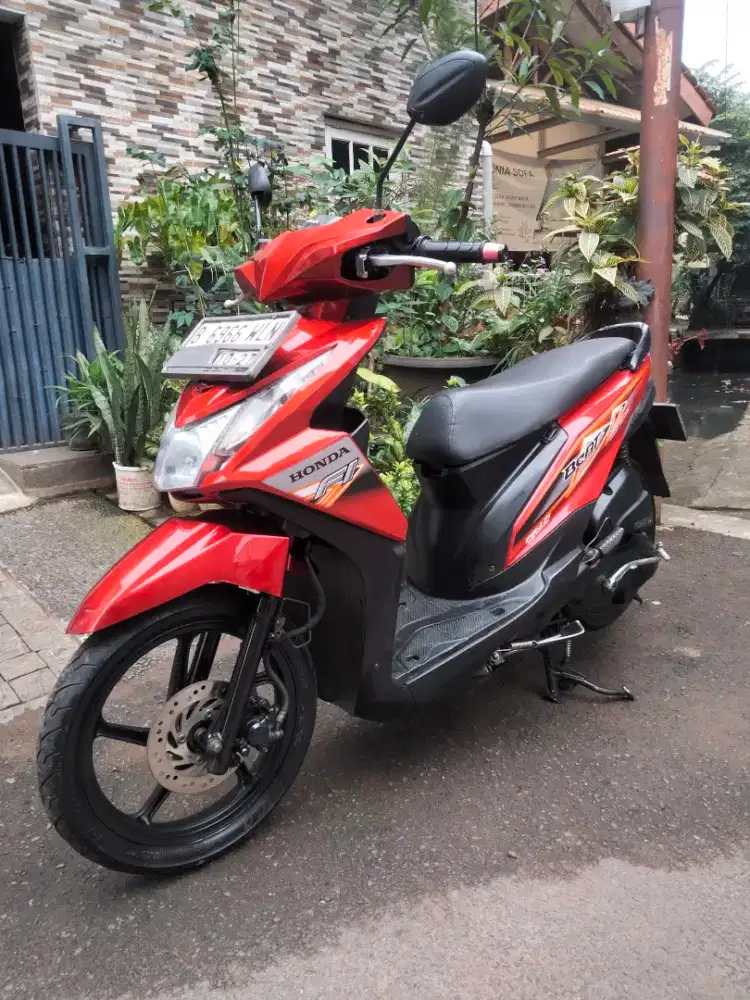 Honda Beat FI tahun 2014 siap pakai