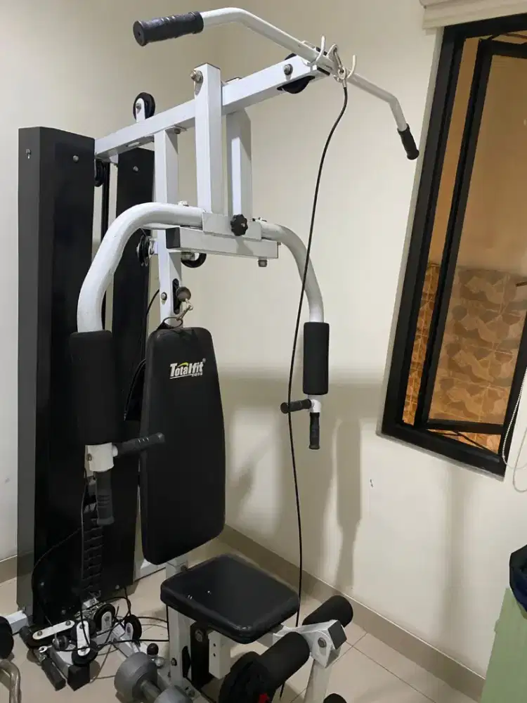 Alat Gym merk Total Fitness