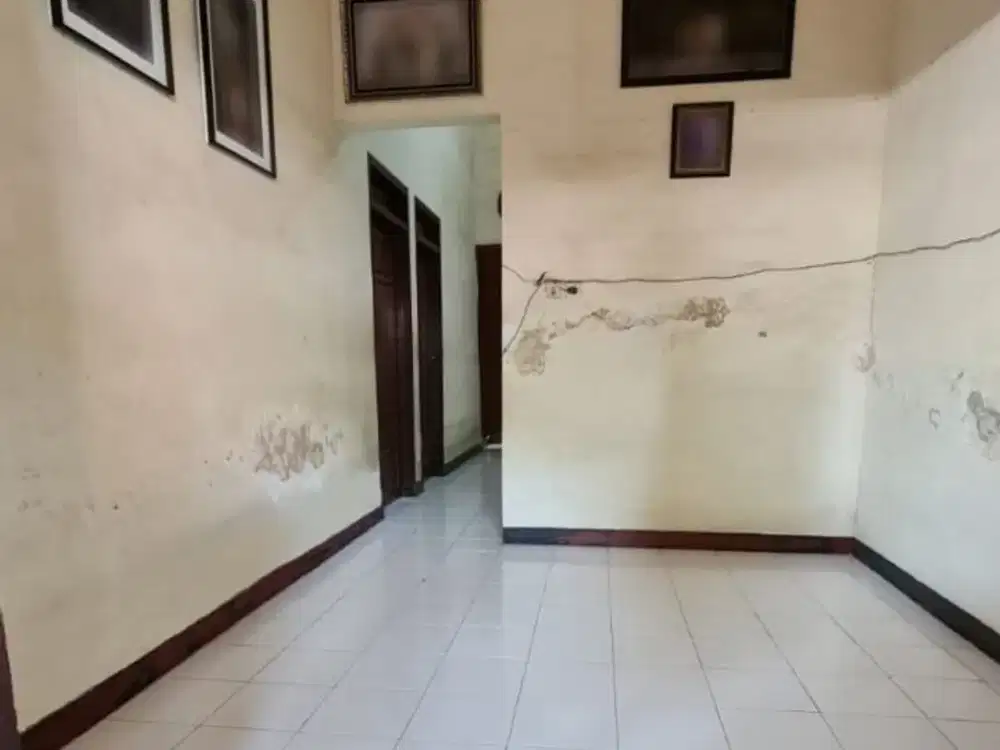 Dijual Rumah Semolowaru