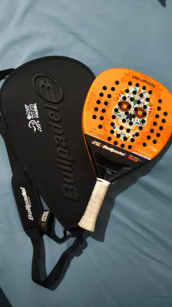 Bullpadel Neuron Mexico (MX LTD) edisi terbatas.