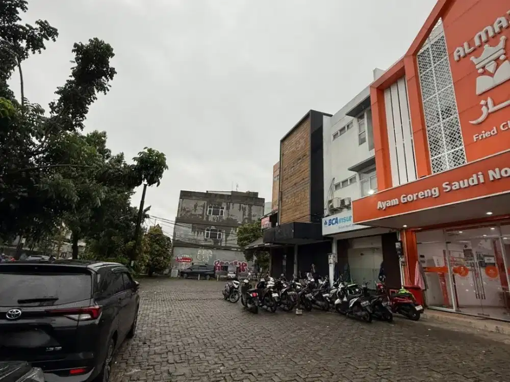 Ruko 3Lt Dibawah NJOP di RC Veteran Bintaro Pesanggrahan, Hanya 3 Menit ke Tol Veteran