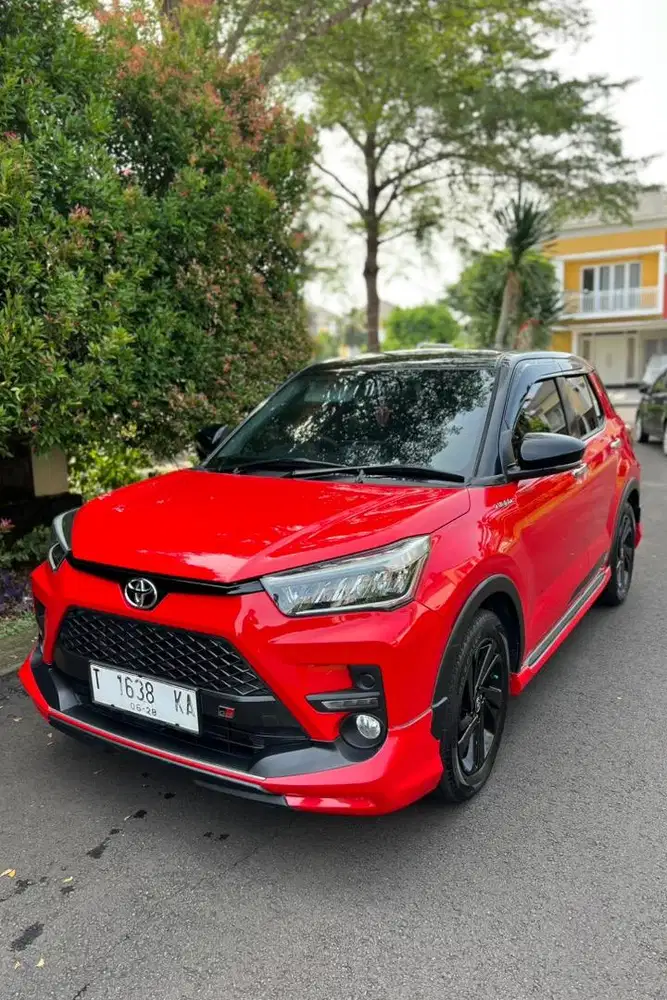 Toyota Raize GR two tone 2023 Cash