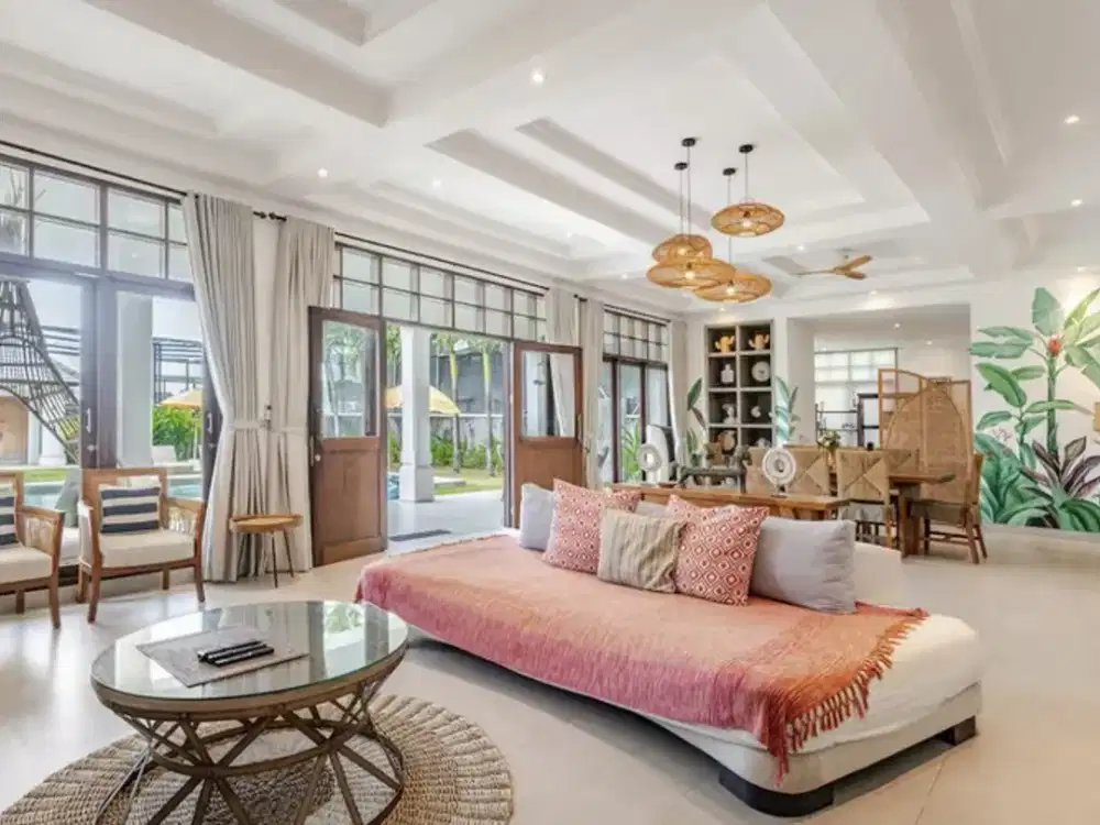 Leasehold - Elegant 4BR Villa in Canggu Close to the Beach| Near Atlas & Finns