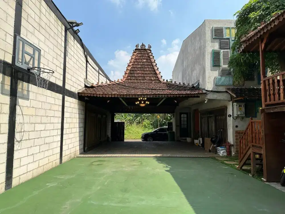 Dijual Rumah Mewah Cantik Strategis Ada Swimming Pool Dekat Pintu Tol Pondok Aren di Pondok Aren Js-17834