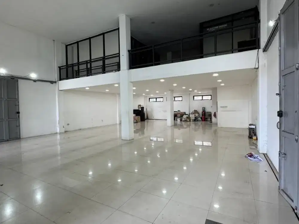 RUKO BAGUS SIAP HUNI DI LOKASI STRATEGIS COCOK UNTUK SHOWROOM, KANTOR, BIMBEL, DI BKR, PELAJAR PEJUANG, BUAH BATU, BANDUNG TENGAH
