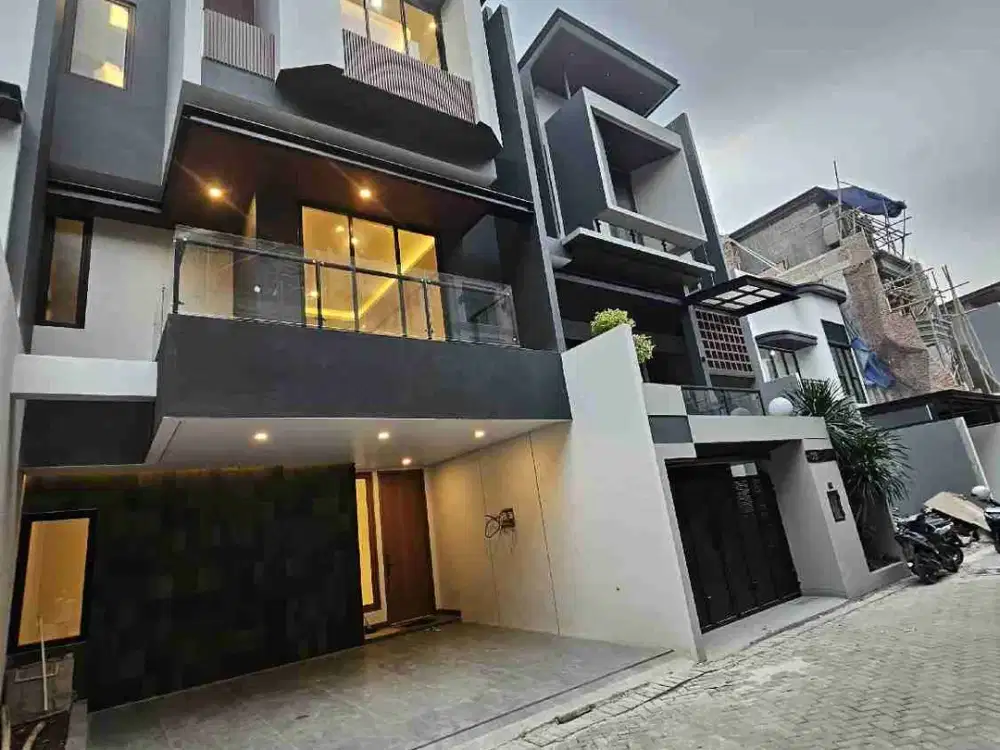 RUMAH TOWNHOUSE MEWAH JAGAKARSA JAKARTA SELATAN