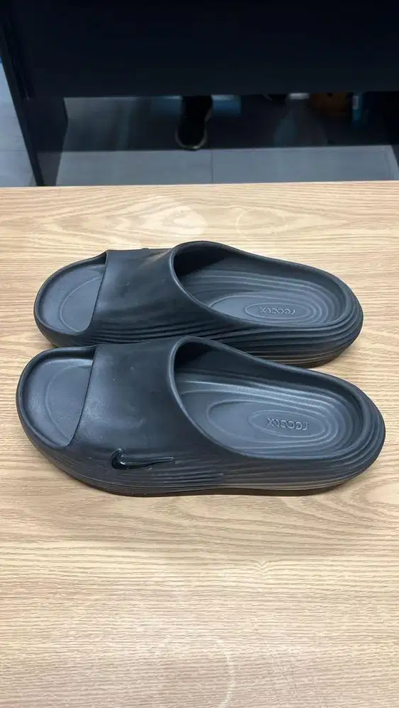 Jual sendal nike