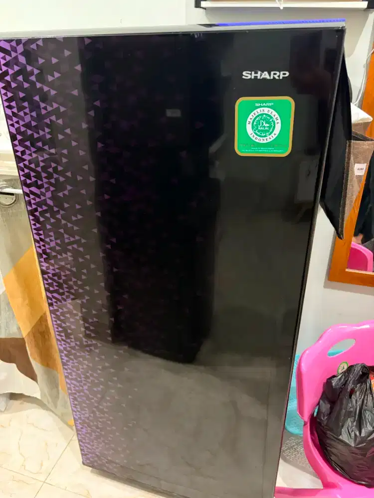 DIJUAL CEPAT KULKAS SHARP