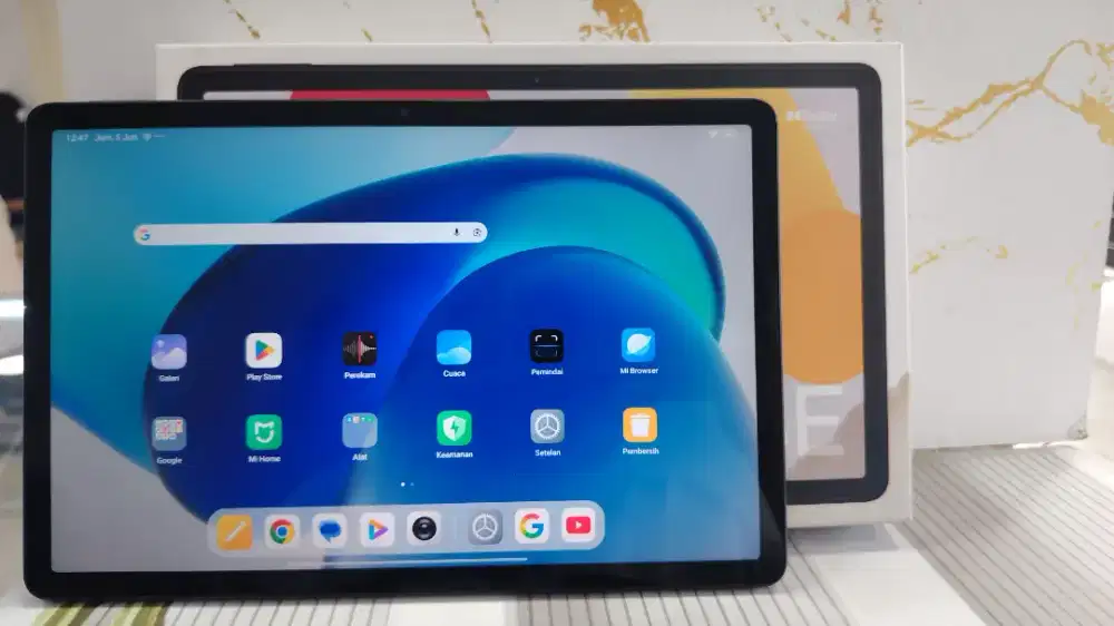 Redmi pad SE 4/128gb wifi only fullset casan ga ori tapi naik