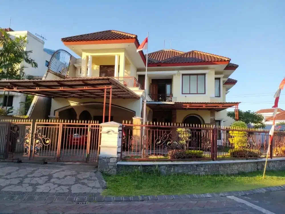 Dijual Rumah 2 Lantai Hook Mewah di Villa Bukit Mas Surabaya