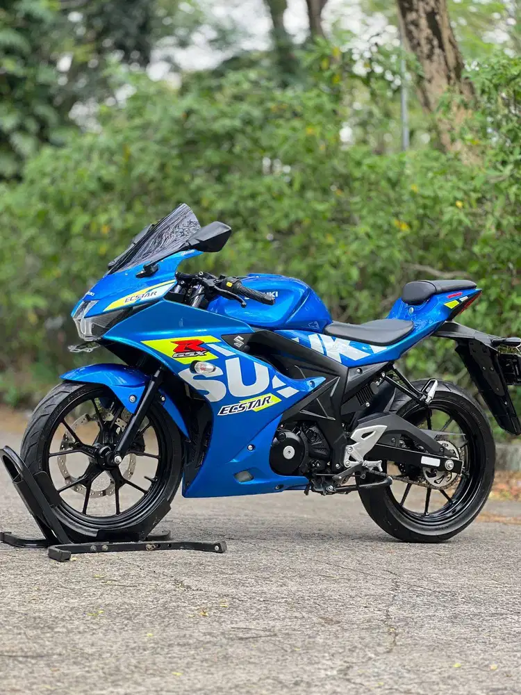 SUZUKI GSX R150 KEYLESS 2022 BIRU KM 5K PAJAK PANJANG SIAP GASS