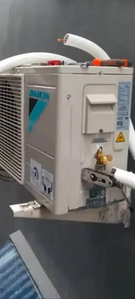Jasa servis AC,kulkas, Bongkar+pasang AC dan perbaikan