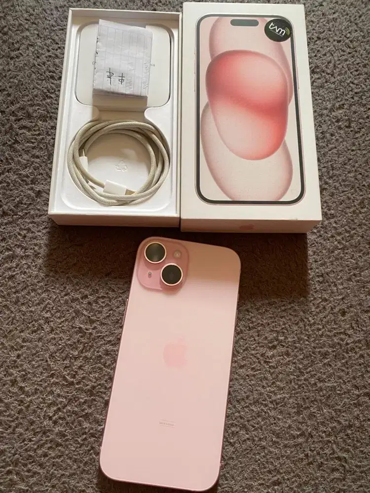 Di Jual  Iphone 15 128 GB iBox Pink Garansi ON Mei 2027