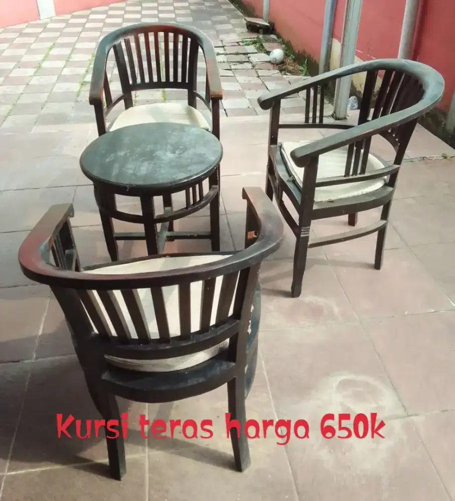 1 set kursi teras/tamu klasik