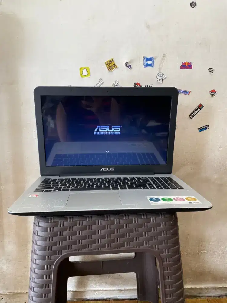 JUAL LAPTOP ASUS X555BA,AMD A9-9420 RADEON R5, RAM8GBSSD128GB+HDD500GB
