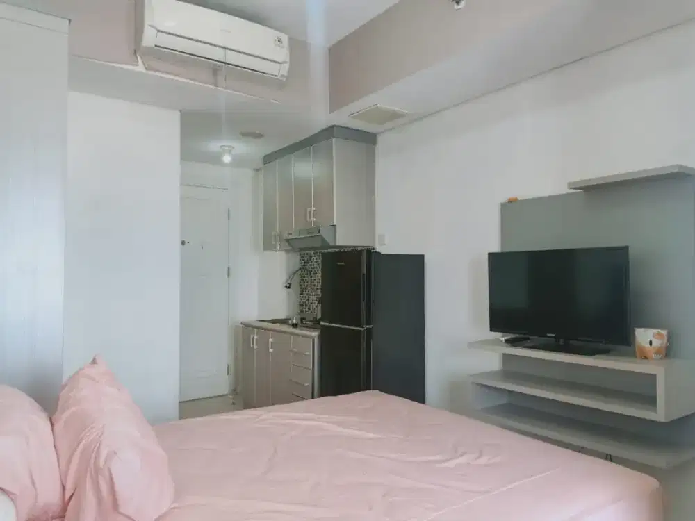 Disewakan Apartemen Green  Lake Su ter Tipe Studio Furnished