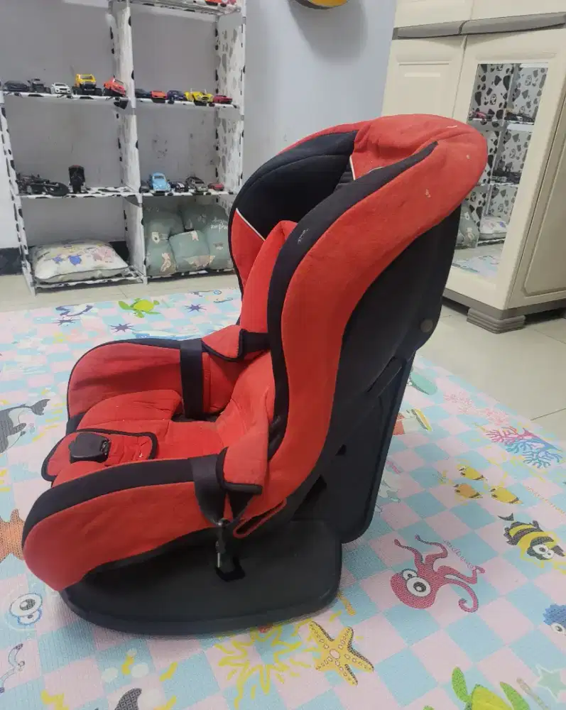 Bangku baby utk di mobil merek pliko