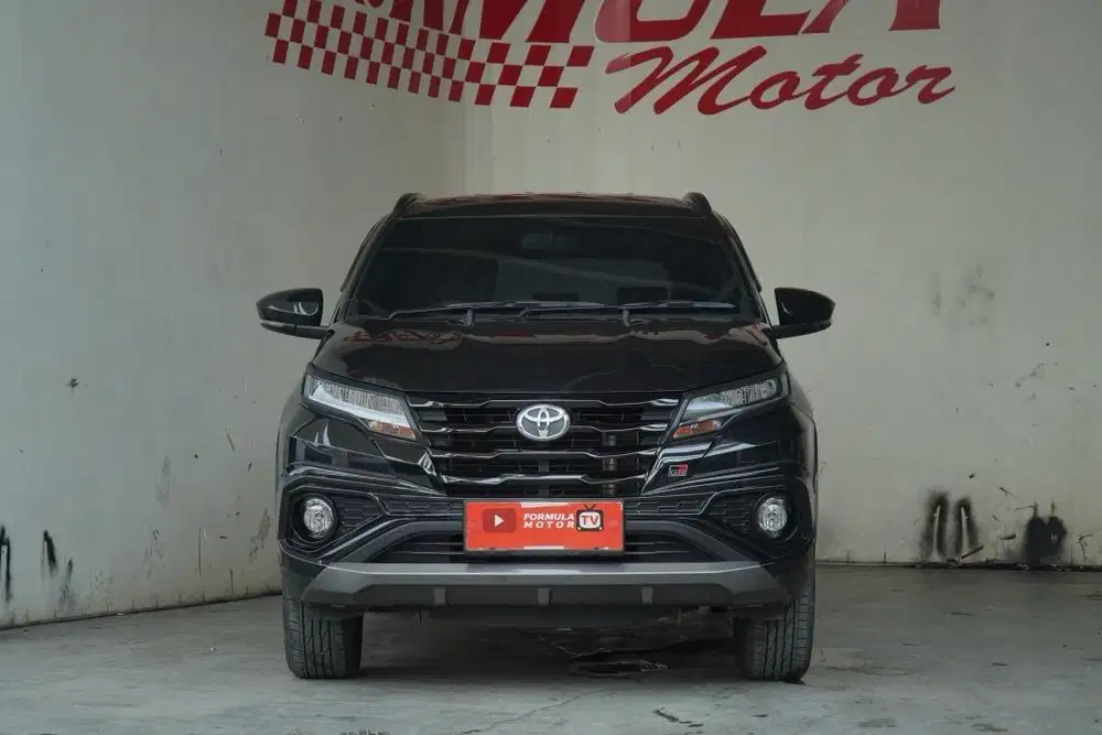 Toyota Rush GR Sport AT 2025 Hitam