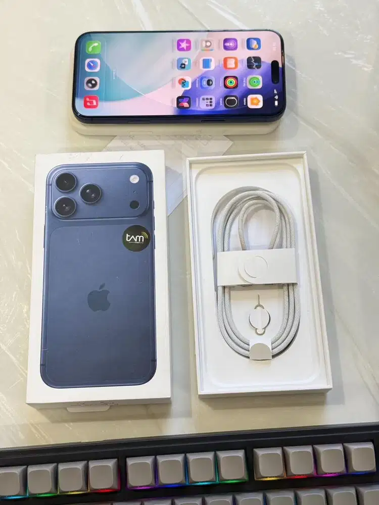 iPhone 17 Pro Max 256GB Deep Blue Garansi iBox Erajaya CC 66