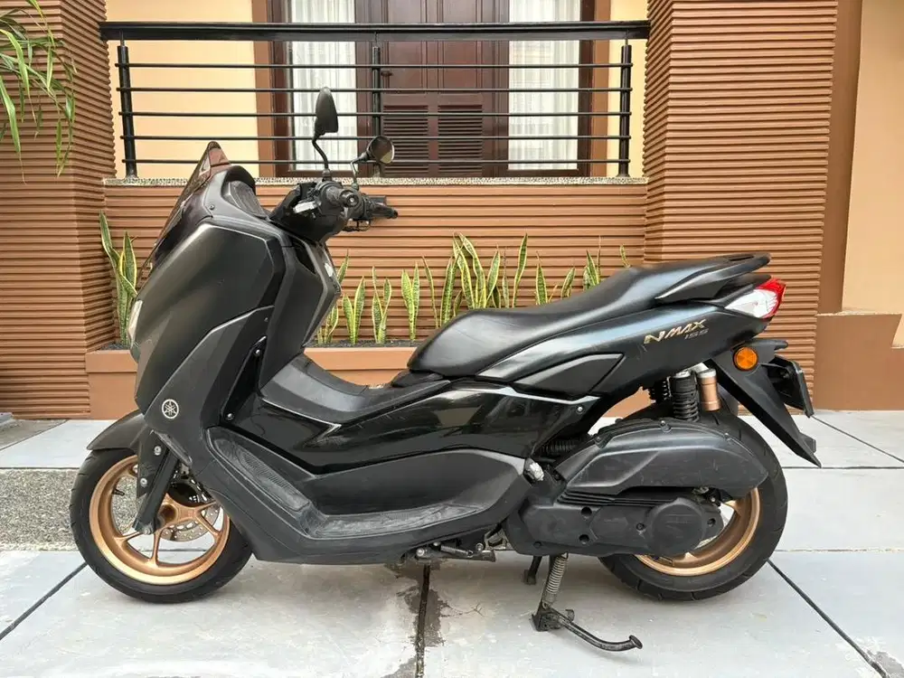 YAMAHA NMAX ABS 2022 HITAM DOFF – SIAP PAKAI