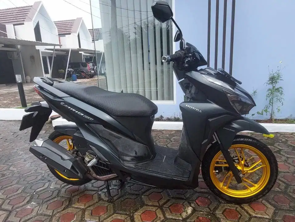 DIJUAL HONDA VARIO 150 TAHUN 2018 Keyless (PAJAK PANJANG)