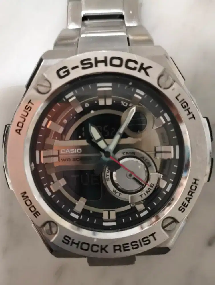 G-SHOCK - GST-210D