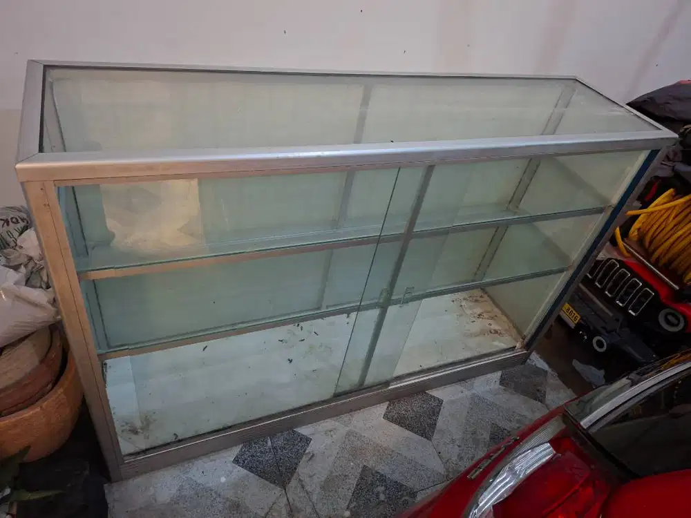 **Jual Cepat** Etalase (200 ribu) ukuran 150 x 40 x 100 cm