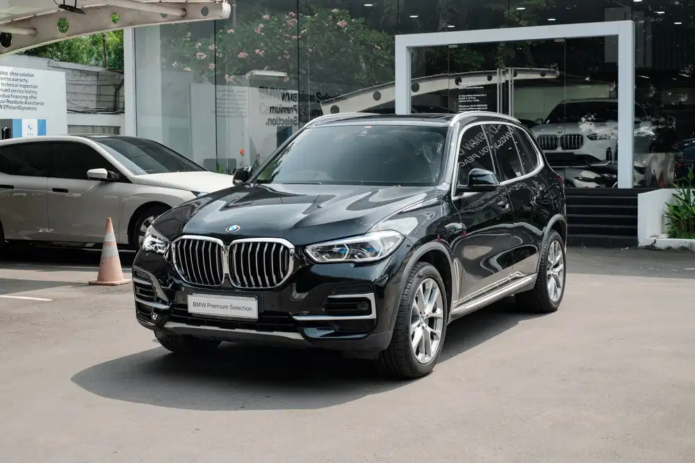 BMW X5 40i xDrive 2022 Full Service Record BMW KM 37 Ribu