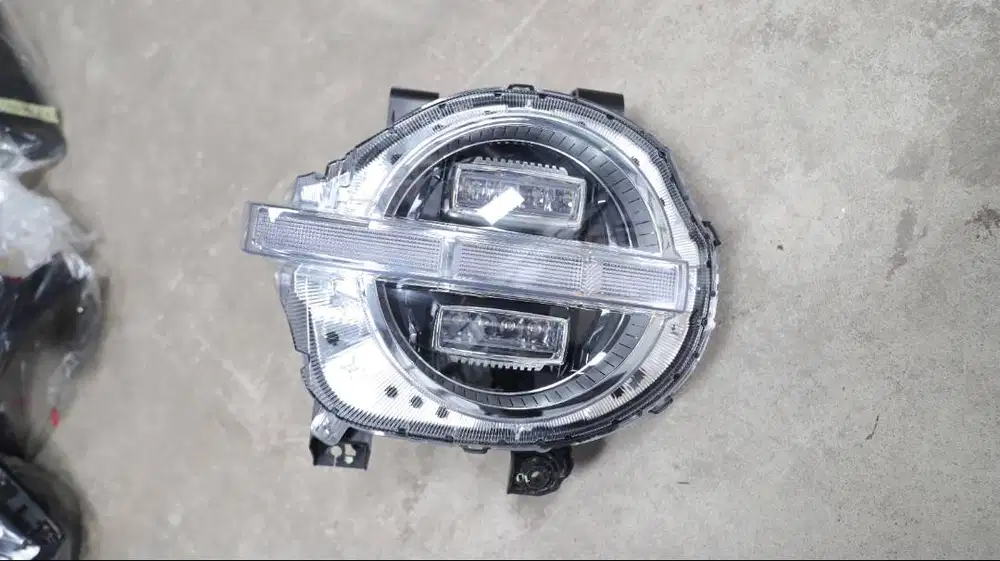 HEADLAMP KANAN GWM TANK 300 HEV 2025, 4121101XKM15A