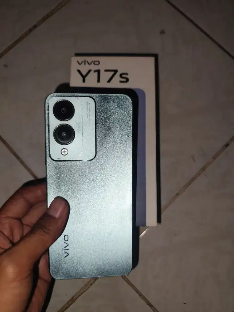 vivo y17s 6/128 lengkap normal semua pemakaian sehari