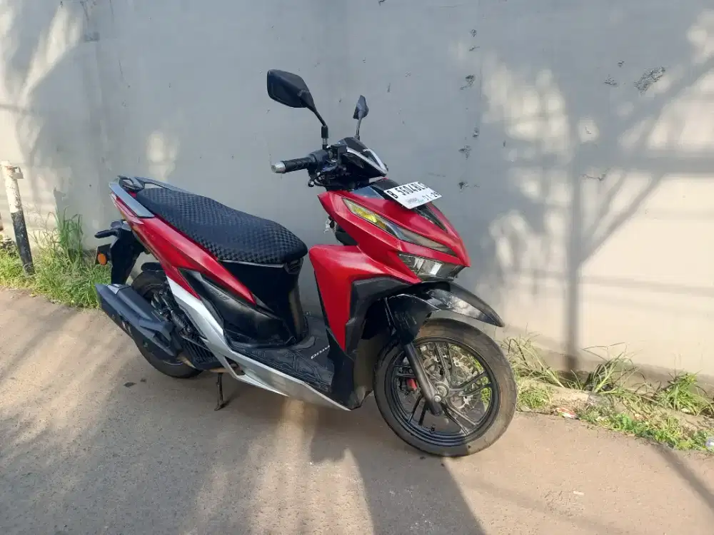 Honda Vario gen 2 tahun 2023 surat lengkap  pajak panjang