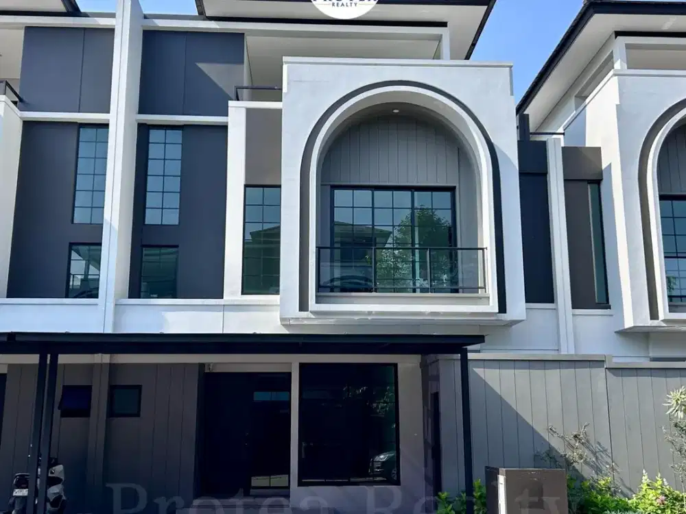 Rumah 3 Lantai BRAND NEW baru Handover di BSD City