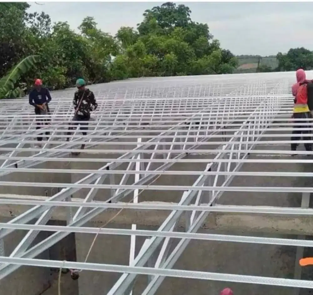 Kontruksi bongkar pasang atap baja ringan & plavon PVC dll