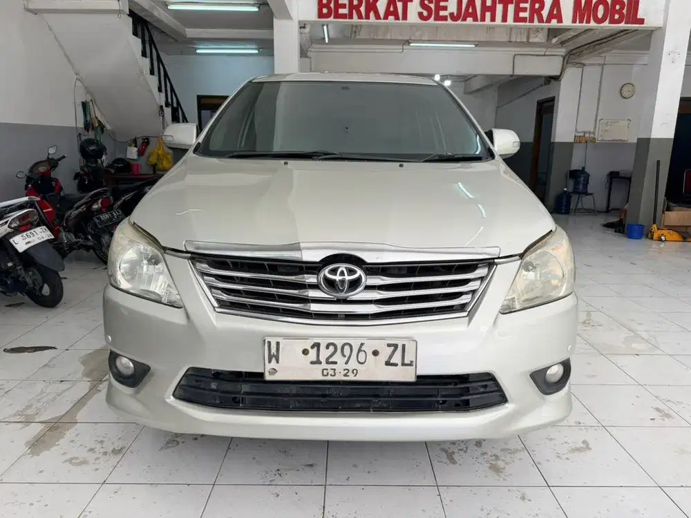 Toyota Kijang Grand Innova V Bensin Manual 2012 PAJAK BARU DP 35jt
